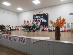 2025-11-06 Święto rogala w Osieku